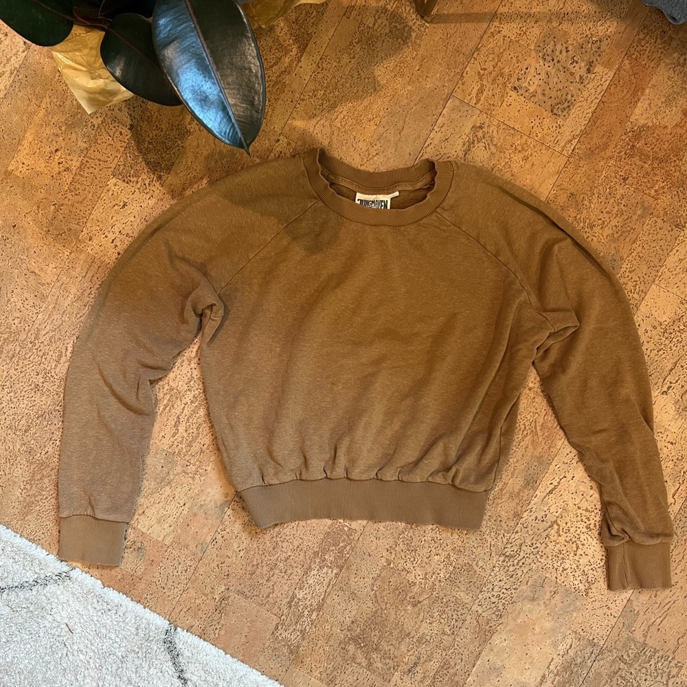 Jungmaven Alpine Raglan Sweatshirt (cropped)